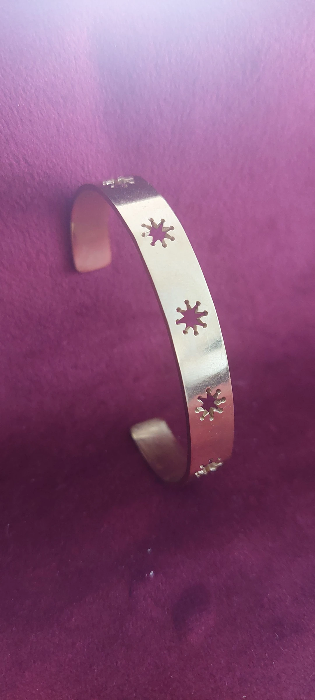 ✨ Gouden armband met ster-/zonpatroon ✨ – photo 4